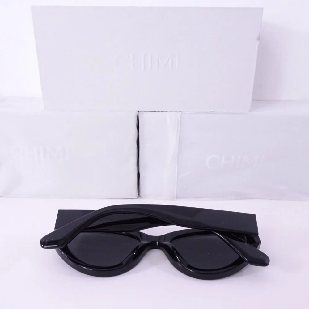 Veronica Beard Chimi Women's Black 06 6.3 Sunglasses NWT 165